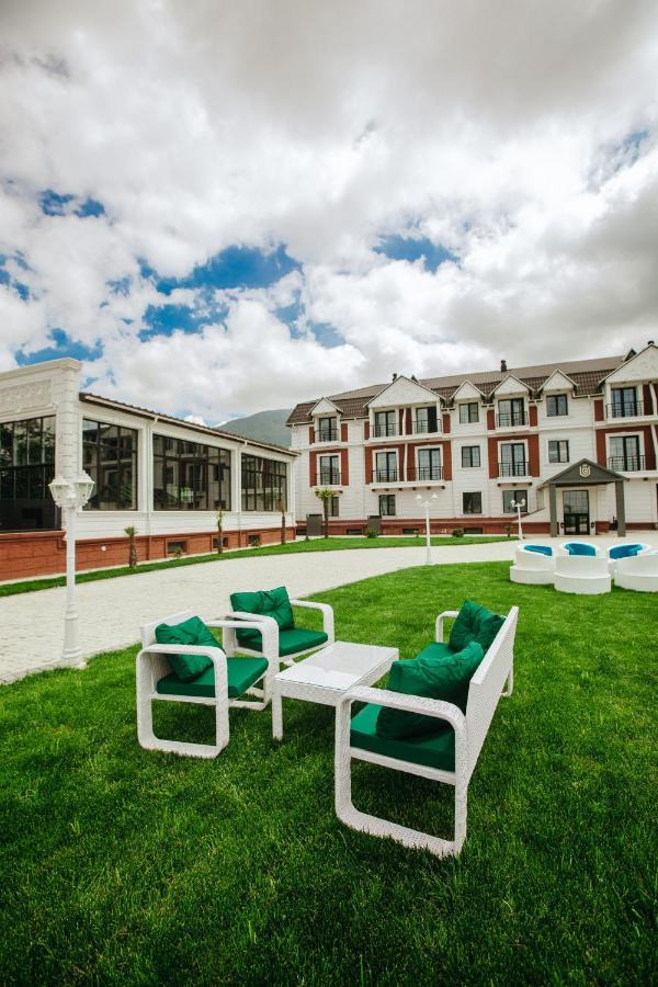Castle Resort Spa Hotel Ismayilli Ngoại thất bức ảnh