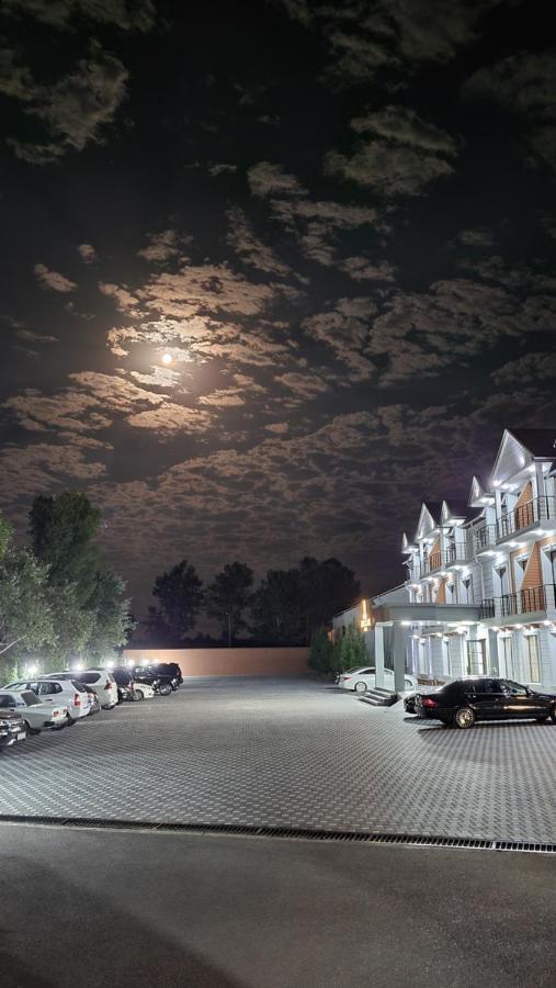 Castle Resort Spa Hotel Ismayilli Ngoại thất bức ảnh