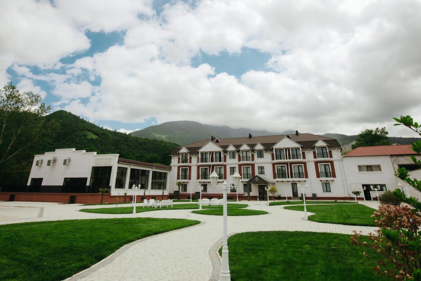 Castle Resort Spa Hotel Ismayilli Ngoại thất bức ảnh